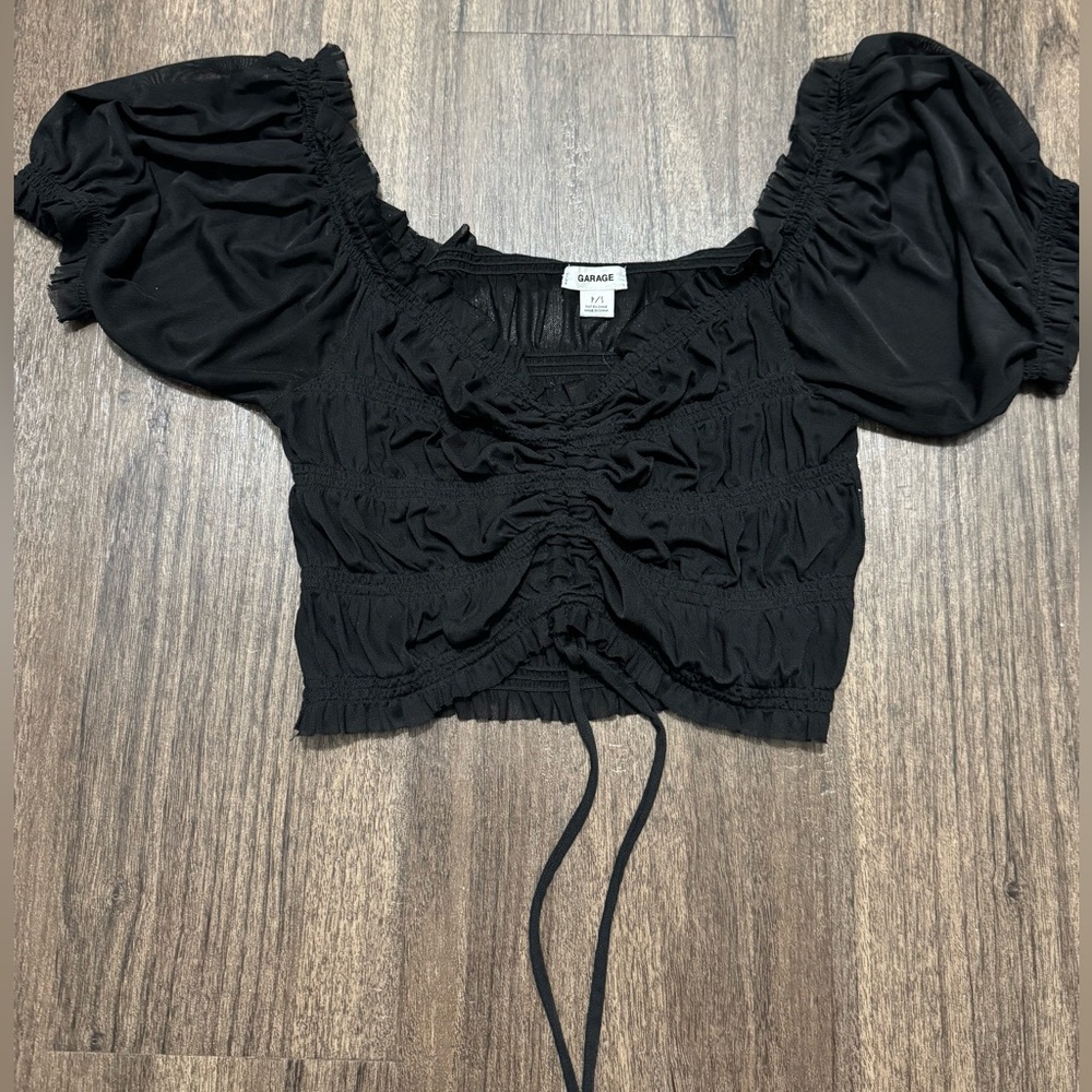 Small Black Garage Top